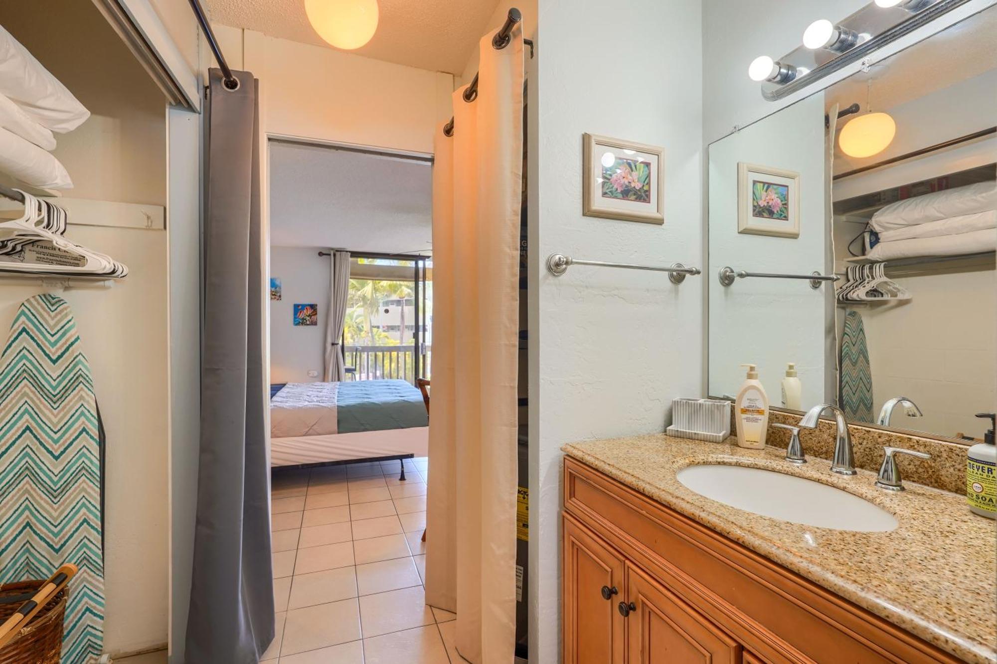 Couples Beach Studio / Relaxing & Comfortable. Kailua-Kona Exterior photo